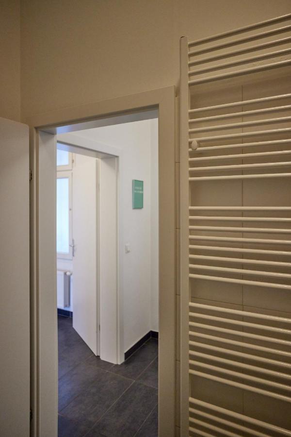 Self-Check-In & Perfect Metro Connection I Apartment เวียนนา ภายนอก รูปภาพ